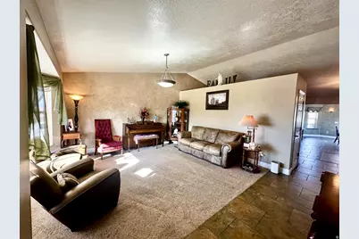 725 S 300 E, Ephraim, UT 84627 - Photo 14