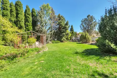 8344 S Wheatridge Ct, West Jordan, UT 84081 - Photo 30