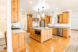 1055 N 1000 E, Mapleton, UT 84664 - Photo 32
