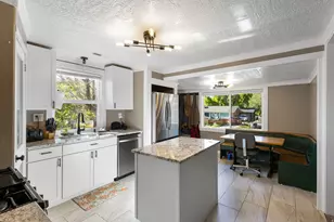 265 W 100 N, Springville, UT 84663 - Photo 12