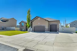 3039 W 3825 S, West Haven, UT 84401 - Photo 2