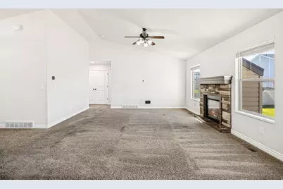 3039 W 3825 S, West Haven, UT 84401 - Photo 6
