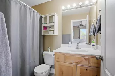 7065 N Cherokee St, Eagle Mountain, UT 84005 - Photo 18