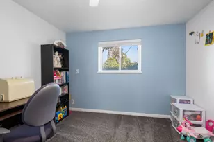 553 N 200 W, Bountiful, UT 84010 - Photo 16