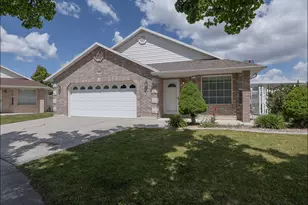 948 W 1730 N, Clinton, UT 84015 - Photo 22