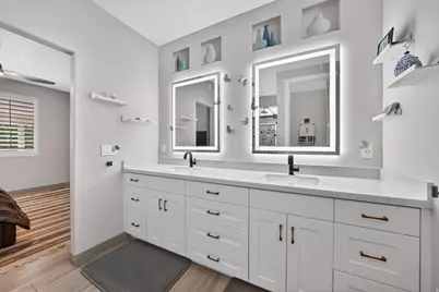 8528 S Otter Creek Dr W, West Jordan, UT 84081 - Photo 24