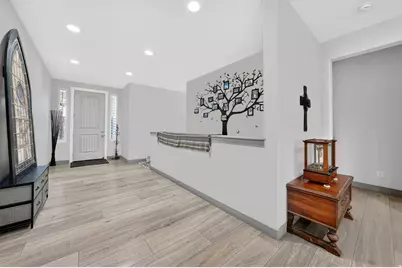8528 S Otter Creek Dr W, West Jordan, UT 84081 - Photo 10