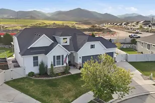 8528 S Otter Creek Dr W, West Jordan, UT 84081 - Photo 2