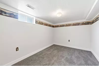1019 Cross St, Ogden, UT 84404 - Photo 16