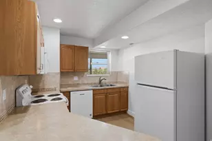 3066 S Kings Ct Ln, Washington, UT 84780 - Photo 10