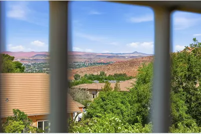 3066 S Kings Court Ln, Washington, UT 84780 - Photo 52