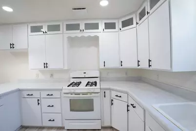 470 N 400 E, Roosevelt, UT 84066 - Photo 8