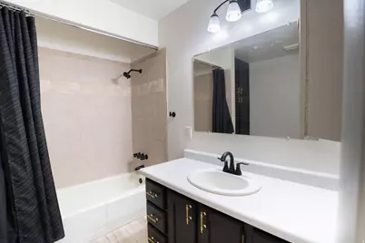 470 N 400 E, Roosevelt, UT 84066 - Photo 16