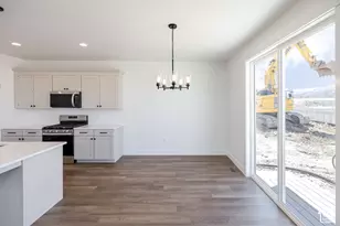 12766 S Lake Creek Dr, Herriman, UT 84096 - Photo 14