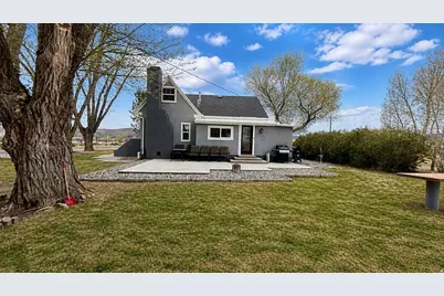 296 W 300 S, Loa, UT 84747 - Photo 22