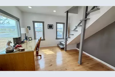 296 W 300 S, Loa, UT 84747 - Photo 2