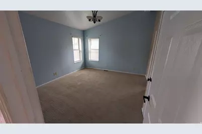 8780 S 250 E, Sandy, UT 84070 - Photo 8