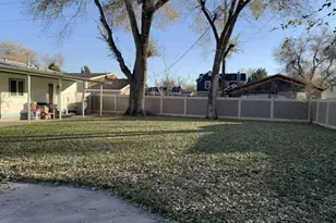 8780 S 250 E, Sandy, UT 84070 - Photo 14