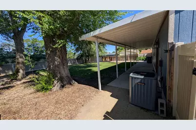 8780 S 250 E, Sandy, UT 84070 - Photo 16