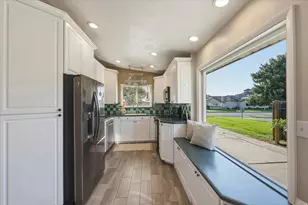 502 N Main St, Bountiful, UT 84010 - Photo 12