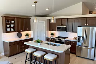 513 W Aspen Peak Dr S, South Jordan, UT 84095 - Photo 4