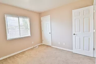 6723 W Oak Farms Dr, West Jordan, UT 84081 - Photo 12