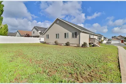6723 W Oak Farms Dr, West Jordan, UT 84081 - Photo 4