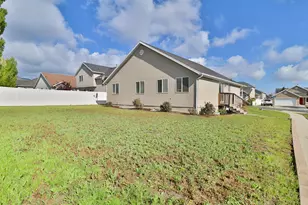 6723 W Oak Farms Dr, West Jordan, UT 84081 - Photo 4