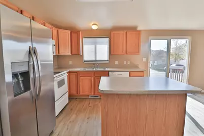 6723 W Oak Farms Dr, West Jordan, UT 84081 - Photo 6