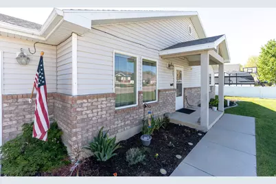 580 N 2400 W, Vernal, UT 84078 - Photo 4