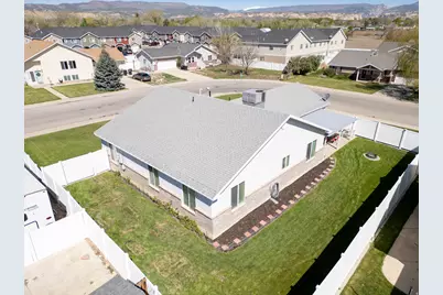 580 N 2400 W, Vernal, UT 84078 - Photo 34