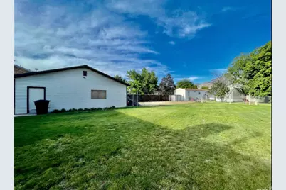 4372 S 700 W, Ogden, UT 84405 - Photo 8