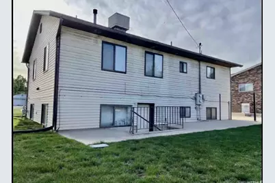 4372 S 700 W, Ogden, UT 84405 - Photo 6