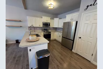 1403 W 190 N, Pleasant Grove, UT 84062 - Photo 36