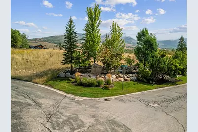 4032 N Elk Ridge Trl #109, Eden, UT 84310 - Photo 6