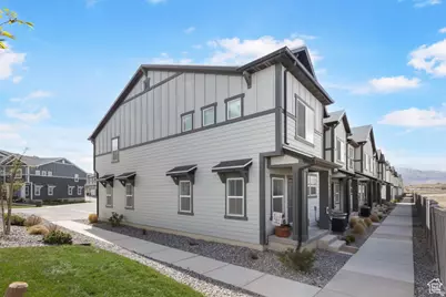 4423 E Longleaf Ln, Eagle Mountain, UT 84005 - Photo 2
