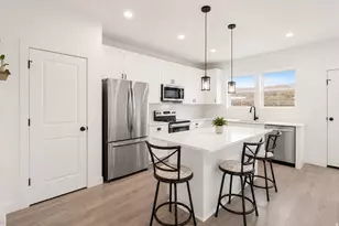 4423 E Longleaf Ln, Eagle Mountain, UT 84005 - Photo 4