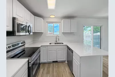 6493 S 5135 W, West Jordan, UT 84081 - Photo 2