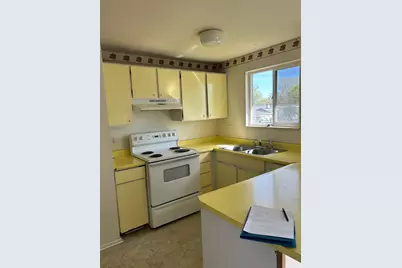 4461 S Cherry Blossom Cir W, Salt Lake City, UT 84120 - Photo 2