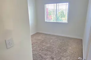 838 W Freedom Point Way, Bluffdale, UT 84065 - Photo 14