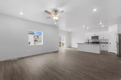 7335 Slick Rock Way N, Eagle Mountain, UT 84005 - Photo 12