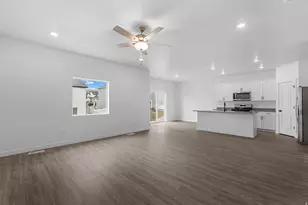 7335 Slick Rock Way N, Eagle Mountain, UT 84005 - Photo 12
