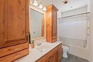 140 N Tuacahn Dr, Ivins, UT 84738 - Photo 34