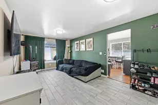 1088 Nayon Dr, Layton, UT 84040 - Photo 4