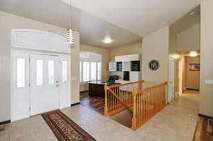 6289 S River Bluffs Rd W, Murray, UT 84123 - Photo 4
