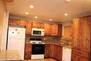 5202 S 2675 W, Roy, UT 84067 - Photo 12