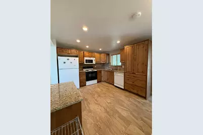 5202 S 2675 W, Roy, UT 84067 - Photo 12