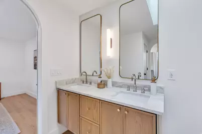 2050 E Wildwood Dr, Holladay, UT 84121 - Photo 24