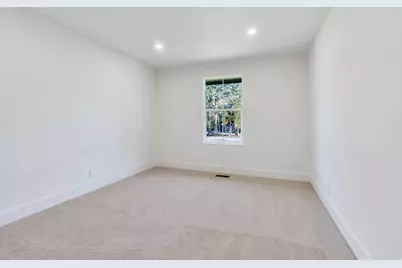 2050 E Wildwood Dr, Holladay, UT 84121 - Photo 32