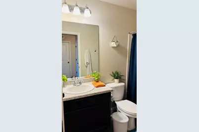 5685 W Pelican Ln, West Valley, UT 84118 - Photo 10